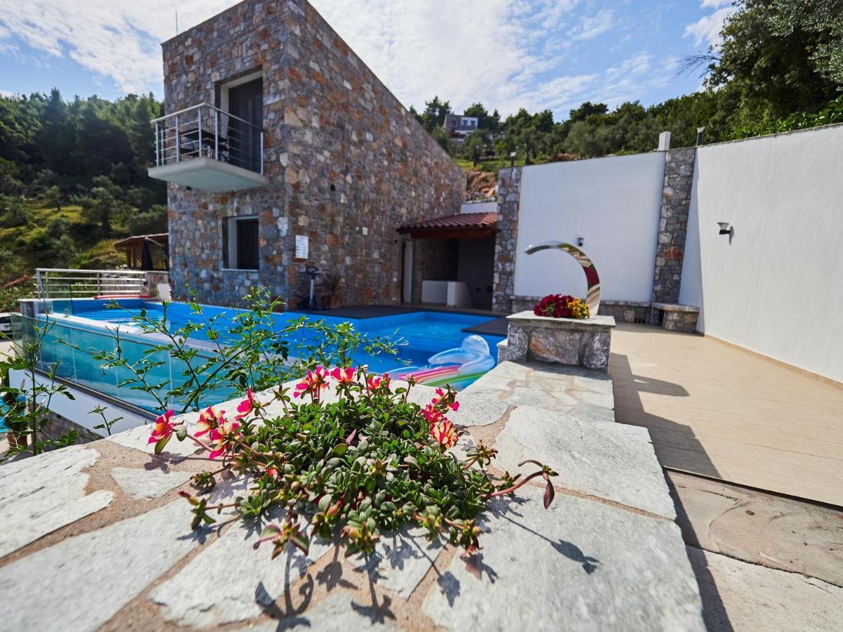 Sky Sea Resort & Villas Megali Ammos  Exterior photo
